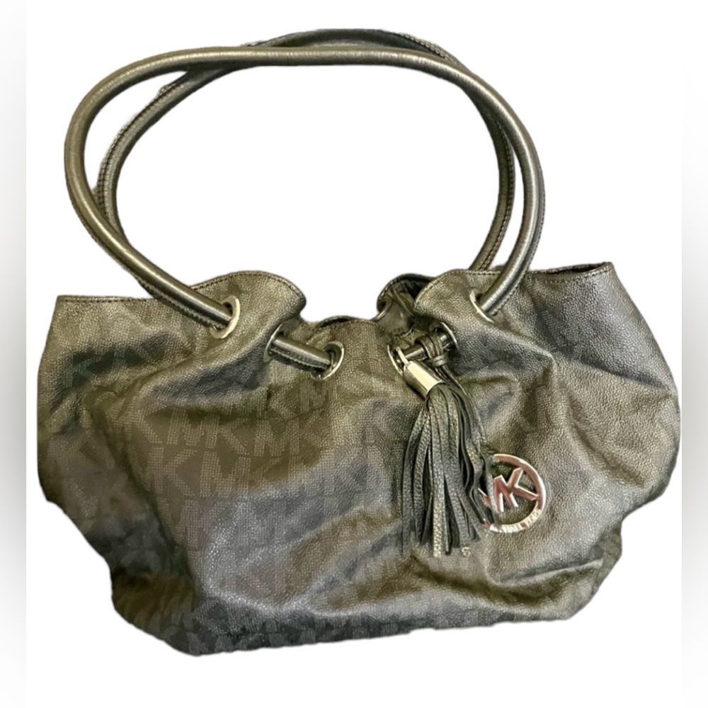 MICHAEL KORS Signature East West RING TOTE PURSE BLACK